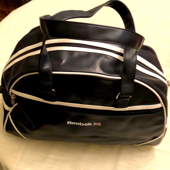 Reebok Other - LARGE REEBOK BLACK/WHITE GYM SPORTS DUFFEL BAG VINTAGE PEPSI SYMBOL NWOT #OS034